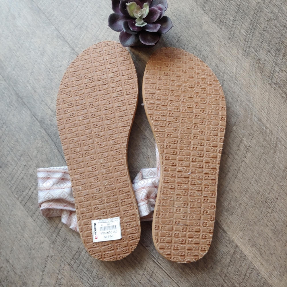 Sanuk Brown Yoga Sandals Stretch - Picture 4 of 4